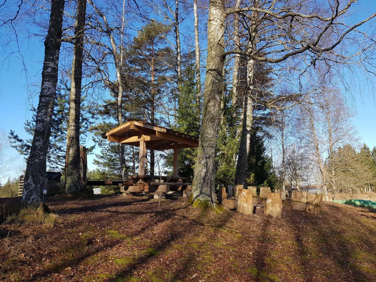 ホテル Soomaa Water Camp Jõesuu エクステリア 写真