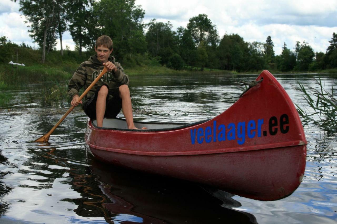 ホテル Soomaa Water Camp Jõesuu エクステリア 写真